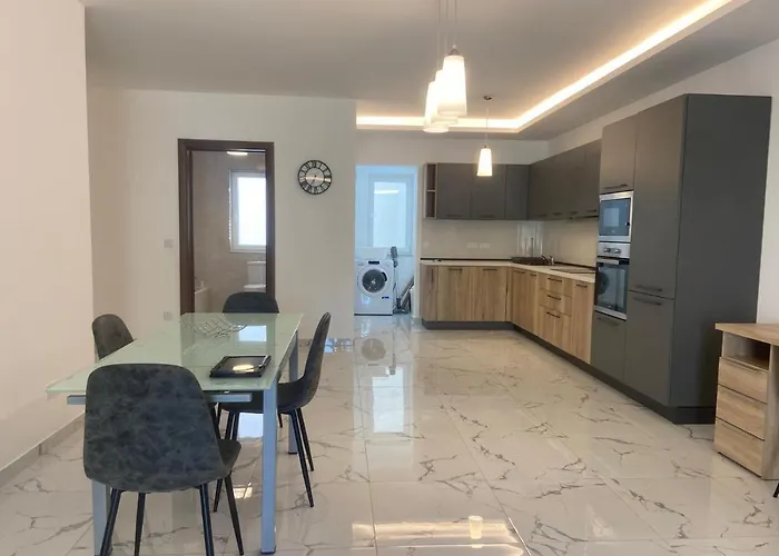 Apartamento Centrally Located *