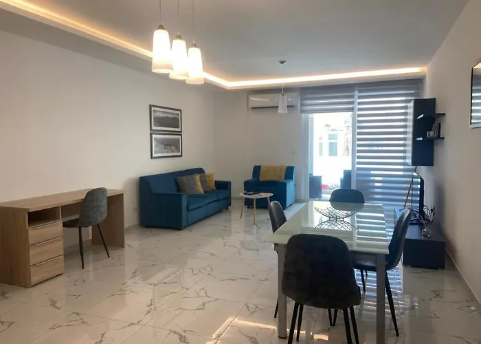 Centrally Located * Sliema